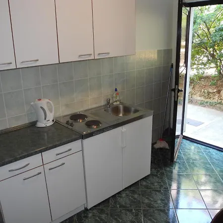 Dubravka With 2 Bedrooms And Terrace Appartement